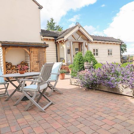 Bellamour End Cottage รูจลีย์ ภายนอก รูปภาพ