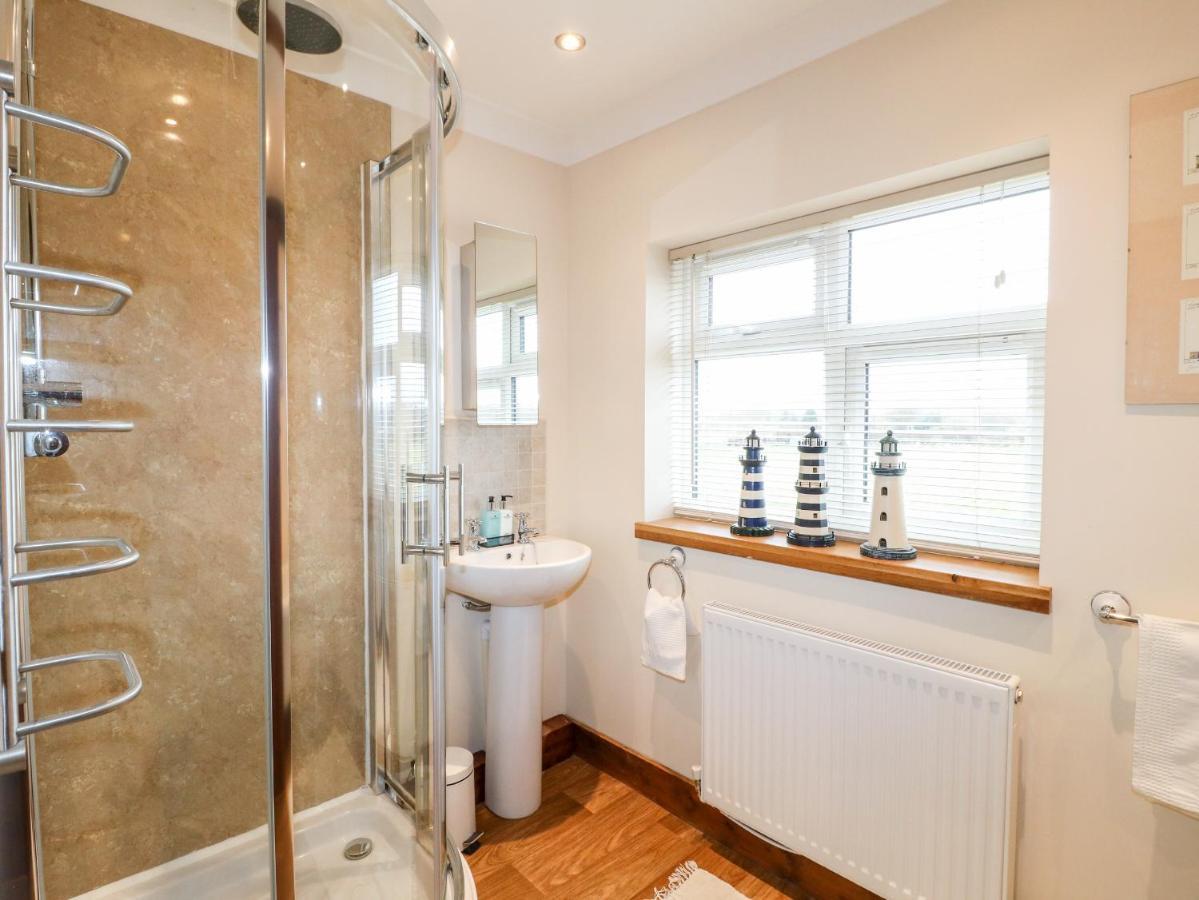 Bellamour End Cottage รูจลีย์ ภายนอก รูปภาพ